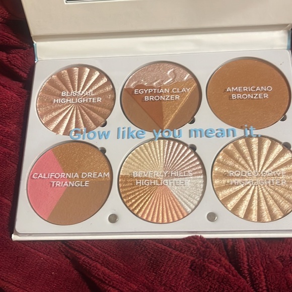 BRAND NEW! NEVER USED! OFRA ON THE GLOW Highlighting and Bronzing Palette! - Picture 4 of 4